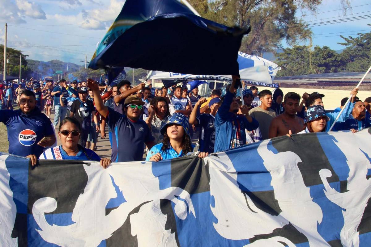 Otra vez se lesiona con Motagua, reunión de Molina y chica misteriosa enamora