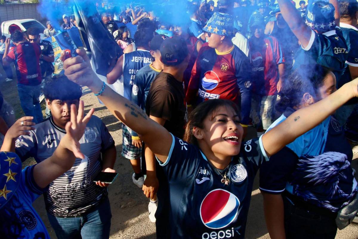 Otra vez se lesiona con Motagua, reunión de Molina y chica misteriosa enamora