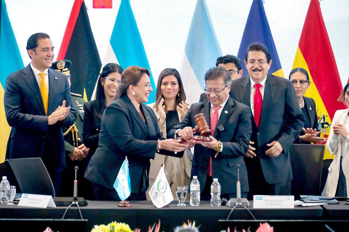 Las curiosas imágenes que dejó la IX Cumbre de la Celac en Honduras