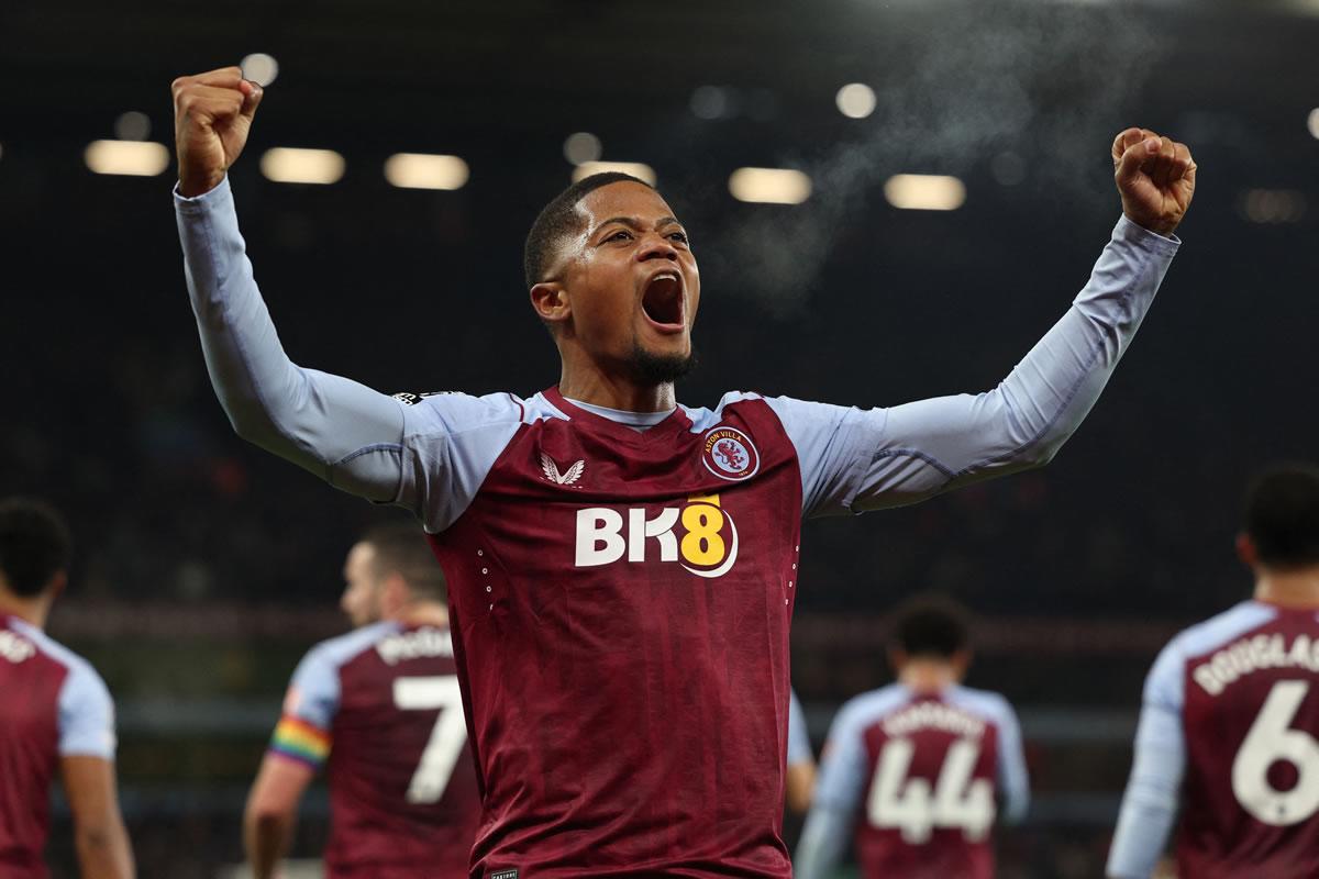 Leon Bailey fue la figura del Aston Villa contra el Manchester City.