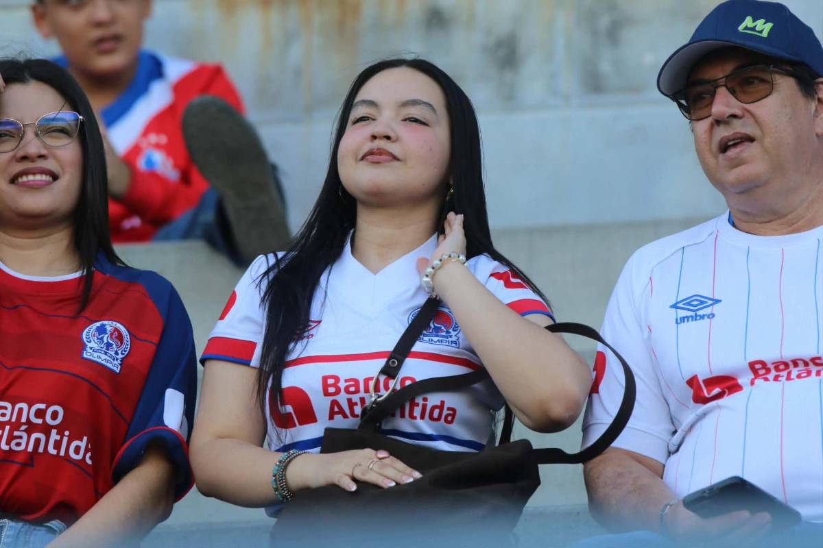 Jugador se estrella con muro y, ¿quién es el 'chelito' que debutó con Olimpia?