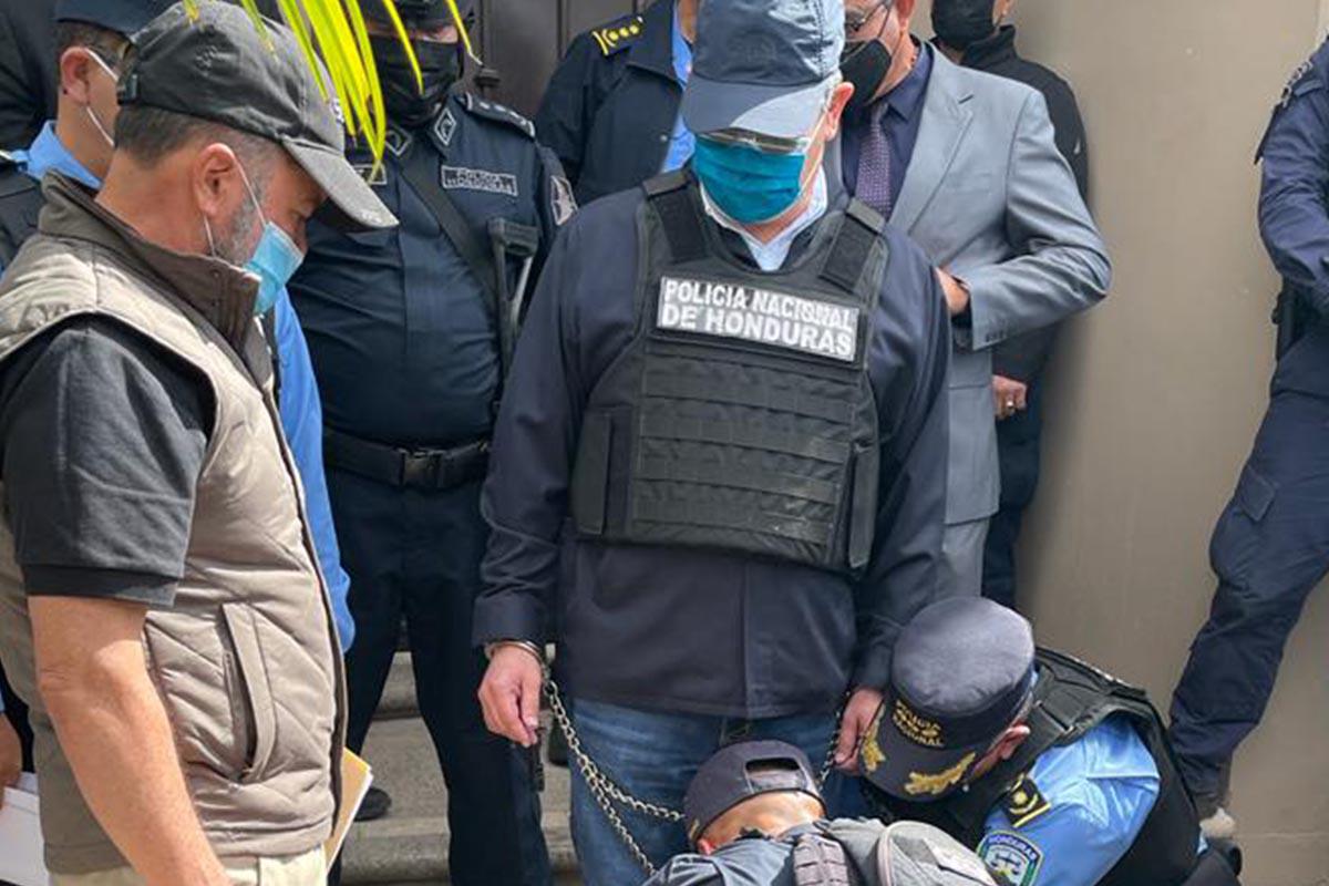 Magistrado nacionalista pudo haber notificado a JOH de su extradición