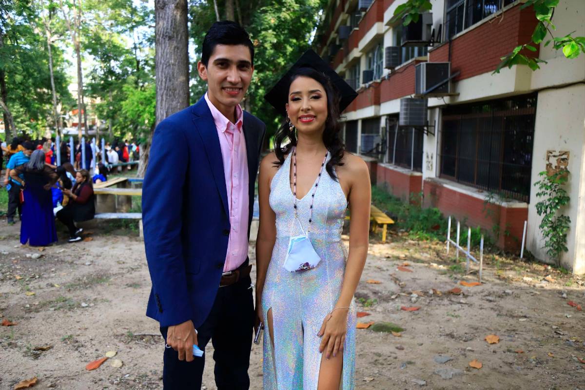 Celebran por su logro académico