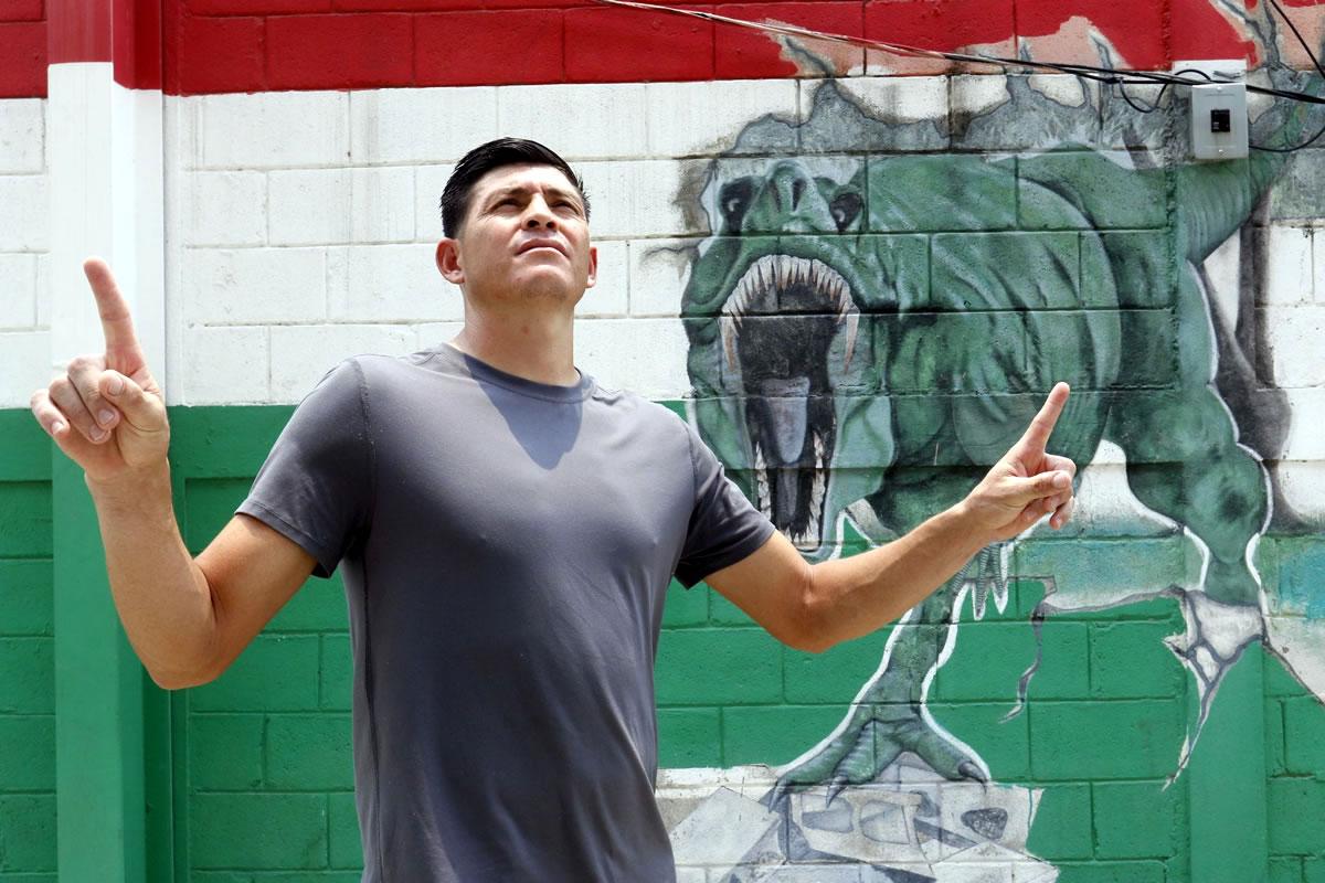 ‘Chelito’ Martínez tras su llamado a la ’H’: “Tuve que desempacar, iba para EEUU”