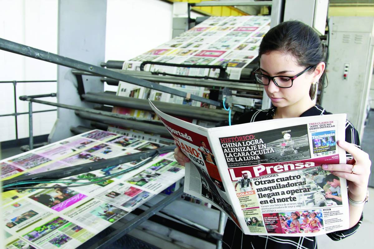 La Prensa, decano del periodismo, celebra 57 años de fundación