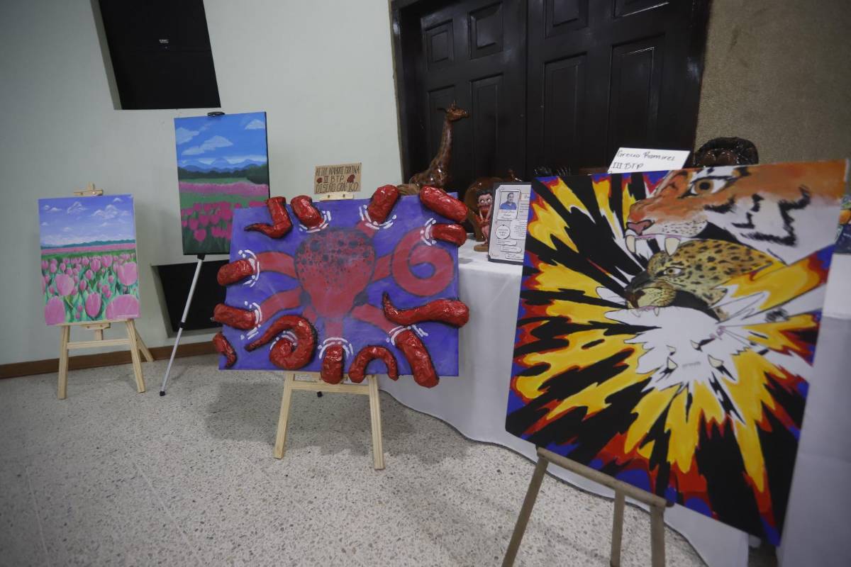 Festival de danza moderna por la Saint Thomas School en SPS