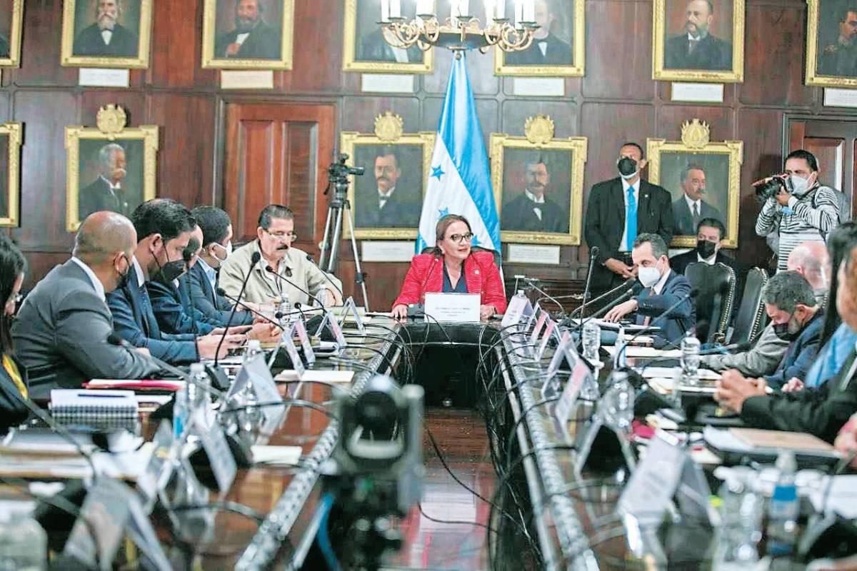 Consejo de Ministros aprueba aumento de L.51 mil millones a Presupuesto General de la República