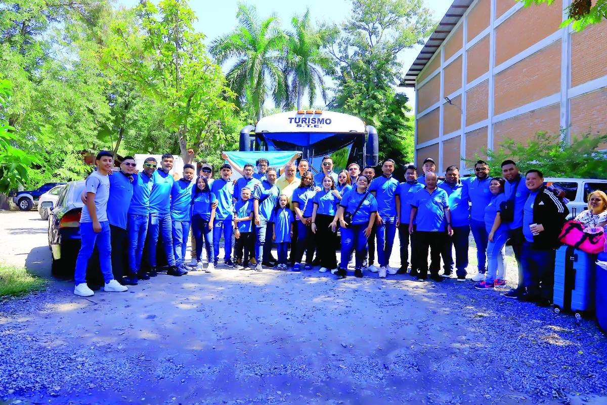 Banda del José Trinidad Reyes llega a Madrid, España