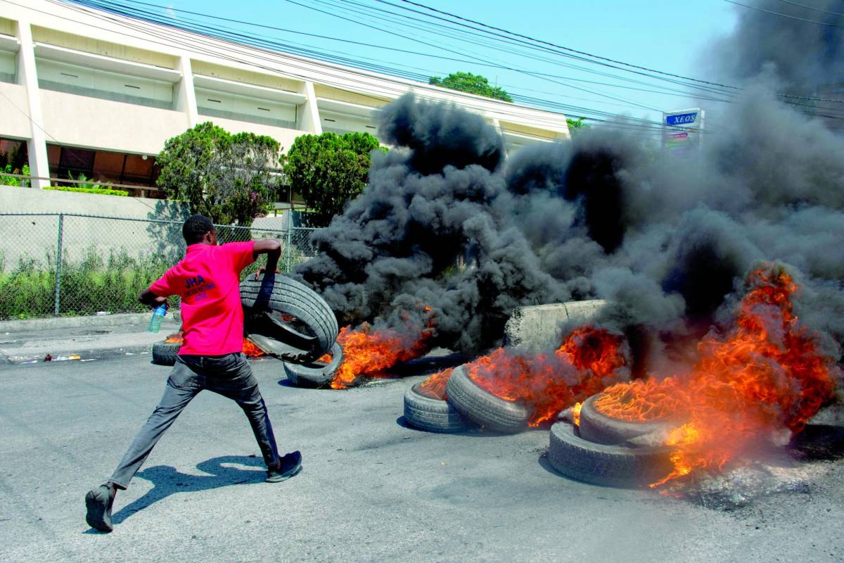 Pandillas hunden a Haití en más caos y miseria