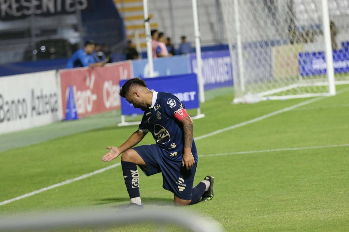 Lágrimas de Serrano, dolor, preocupación en Motagua y salió en ambulancia