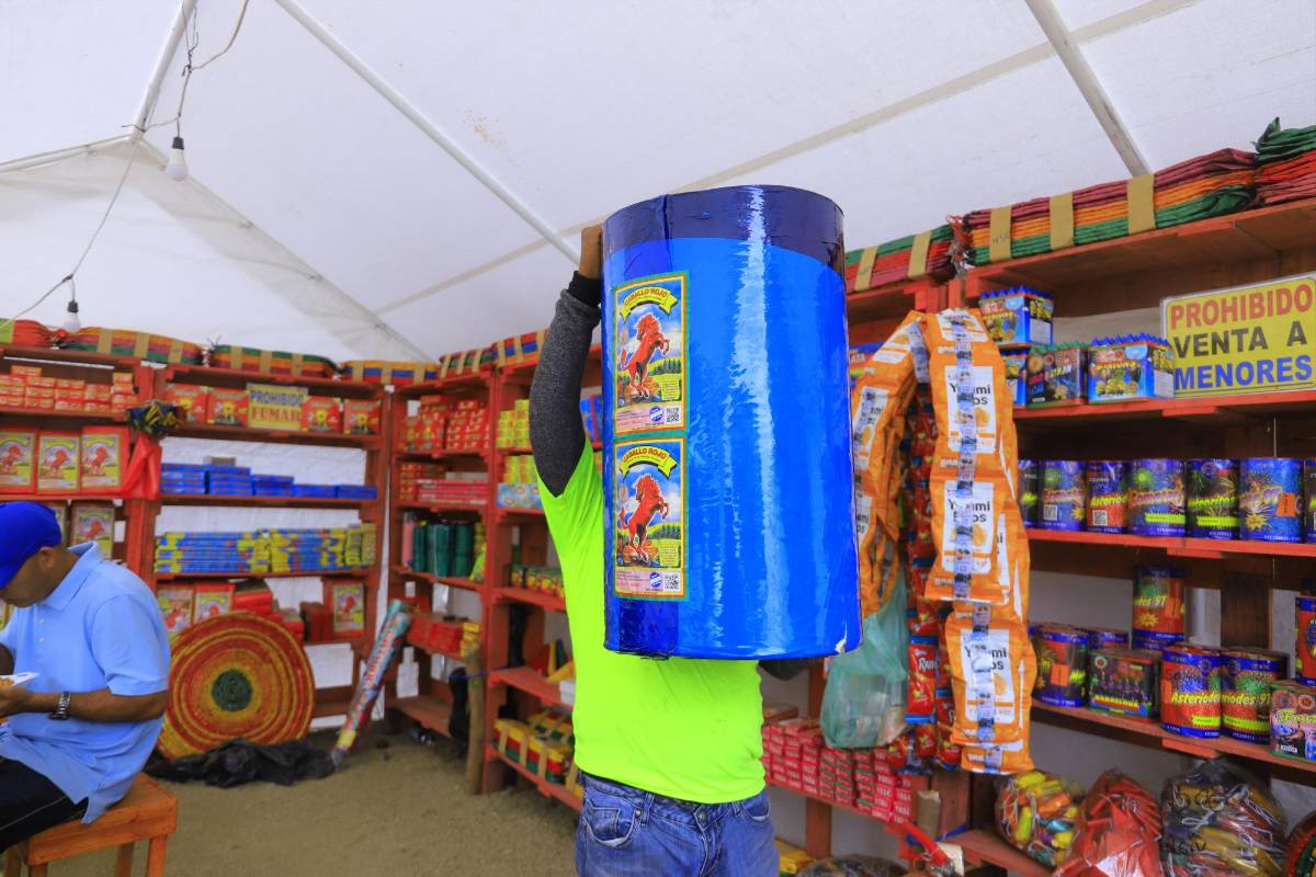 Exigen ley nacional que regule elaboración y uso de pirotecnia