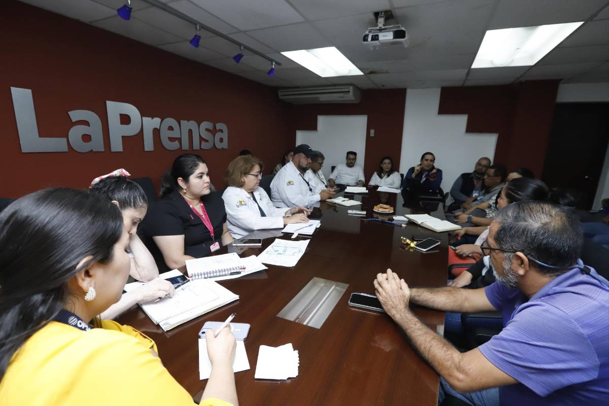 Reunión del equipo intersectorial en LA PRENSA.