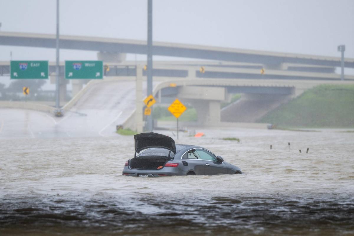 Biden declara zona de “desastre” en Texas tras devastador paso de Beryl