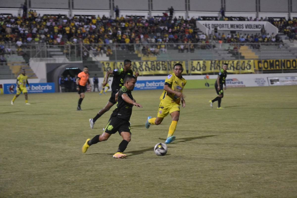 Génesis y Potros generaron muchas oprtunidades, pero no rompieron el empate.