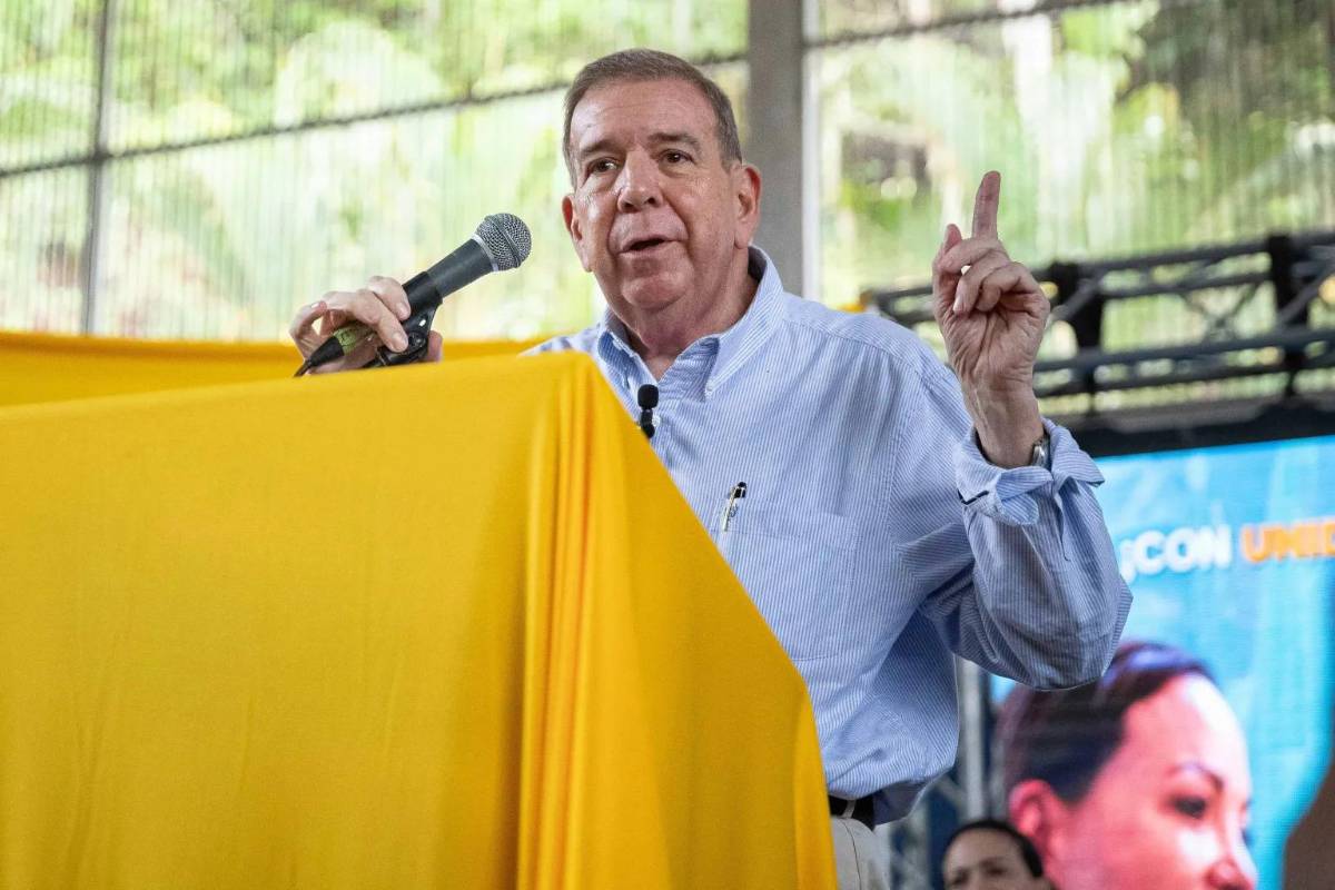 Edmundo González Urrutia descarta pedir asilo pese a orden de detención, según su abogado