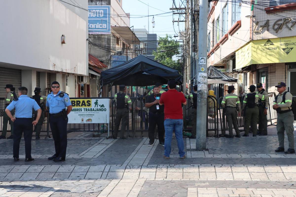 Alcaldía inicia recuperación de la peatonal en el centro de SPS