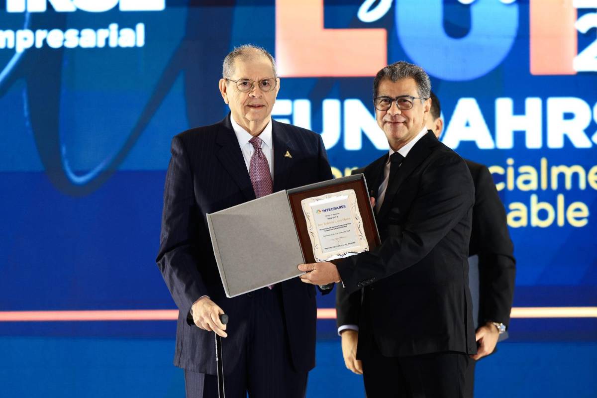 En fotos: Algunos premiados con el Sello FUNDAHRSE 2025