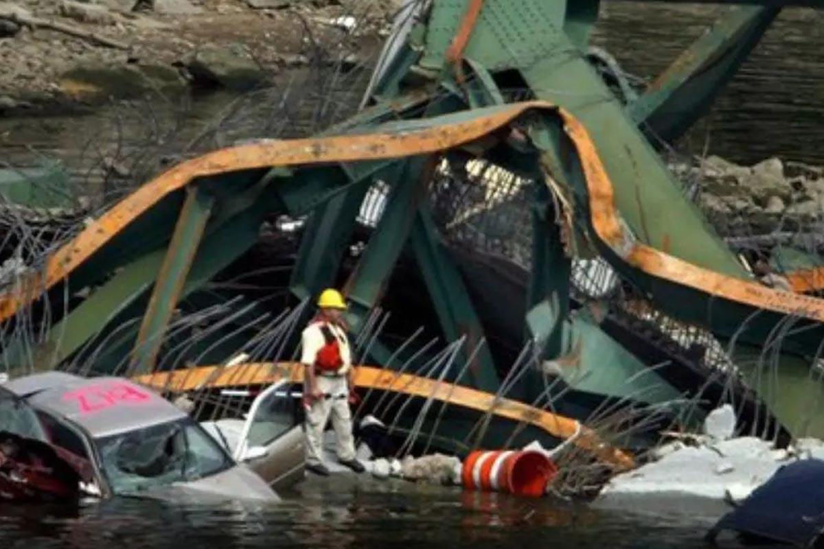 Colapso de puente deja tres muertos en Estados Unidos