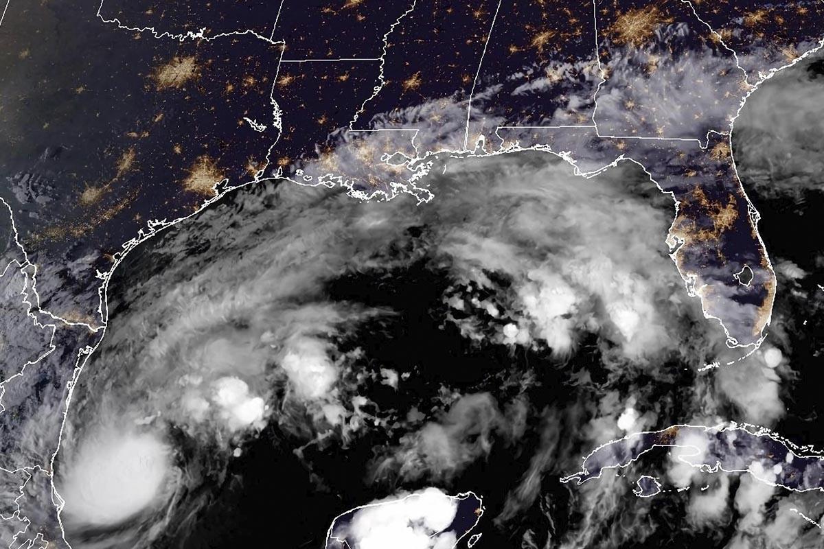 El huracán ha puesto en alerta a la costa del Golfo de Florid.