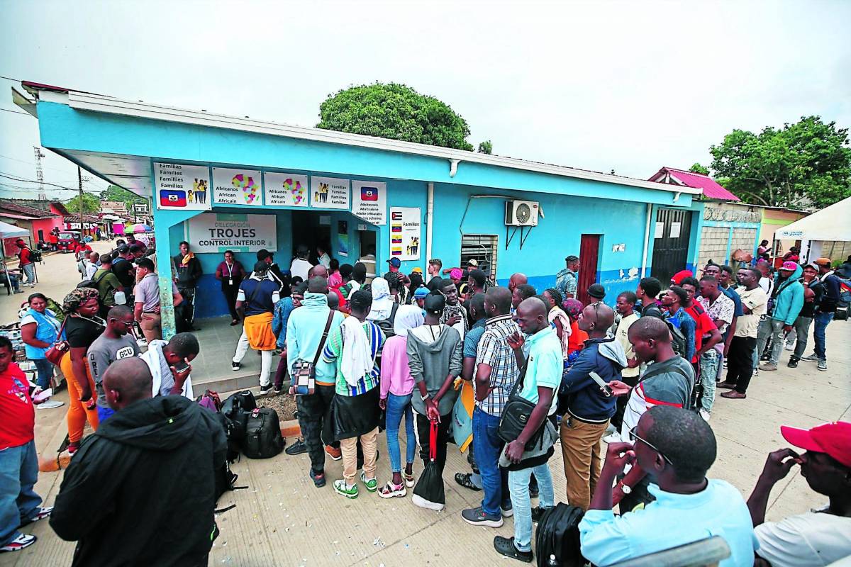 A diario llegan a Honduras unos 4,000 migrantes de tránsito