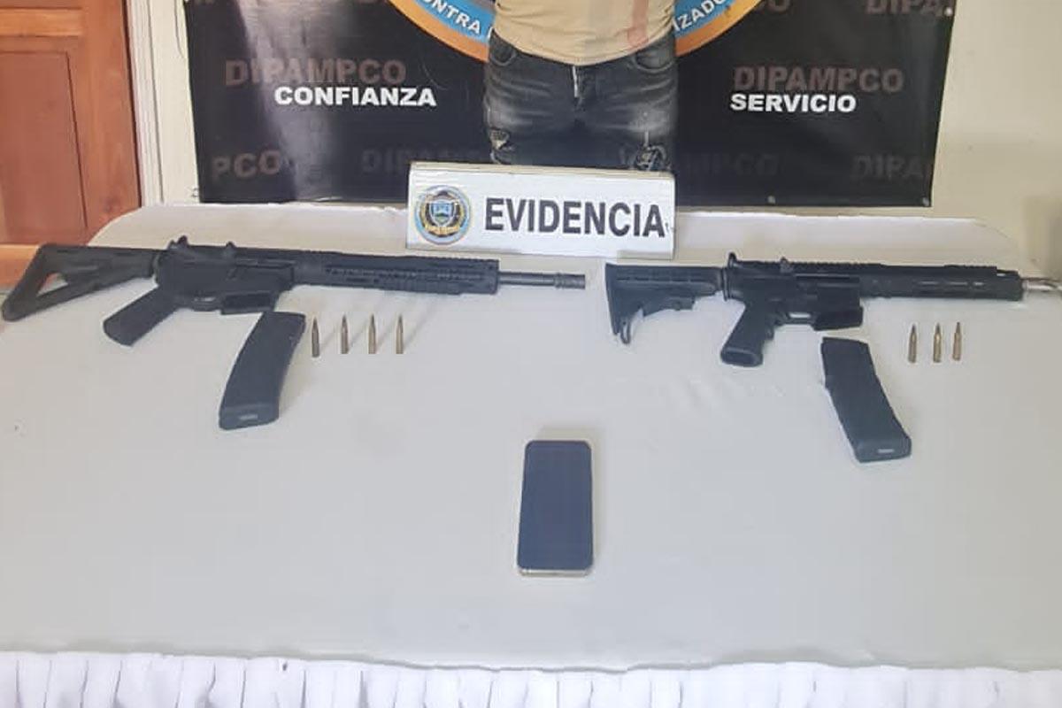 Armas decomisadas a “El Chacorta”.