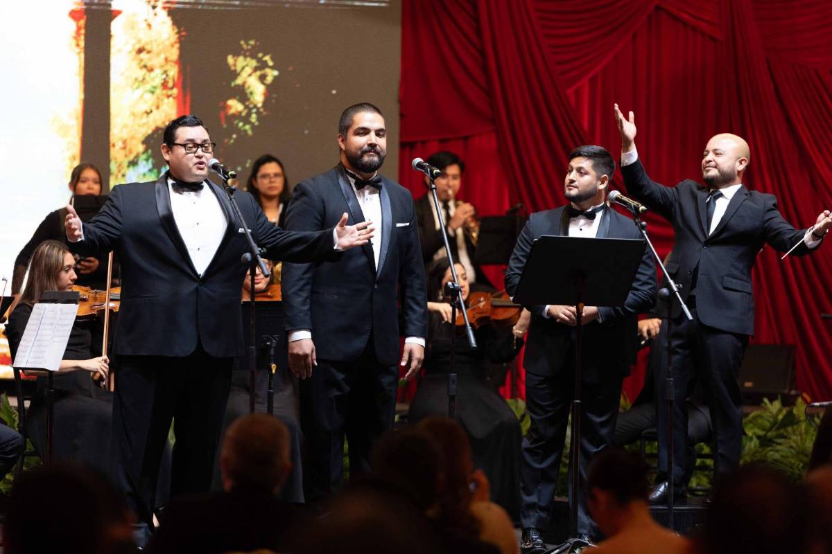 Elegancia y alegría: Así se vivió la celebración del 40 aniversario de la UTH