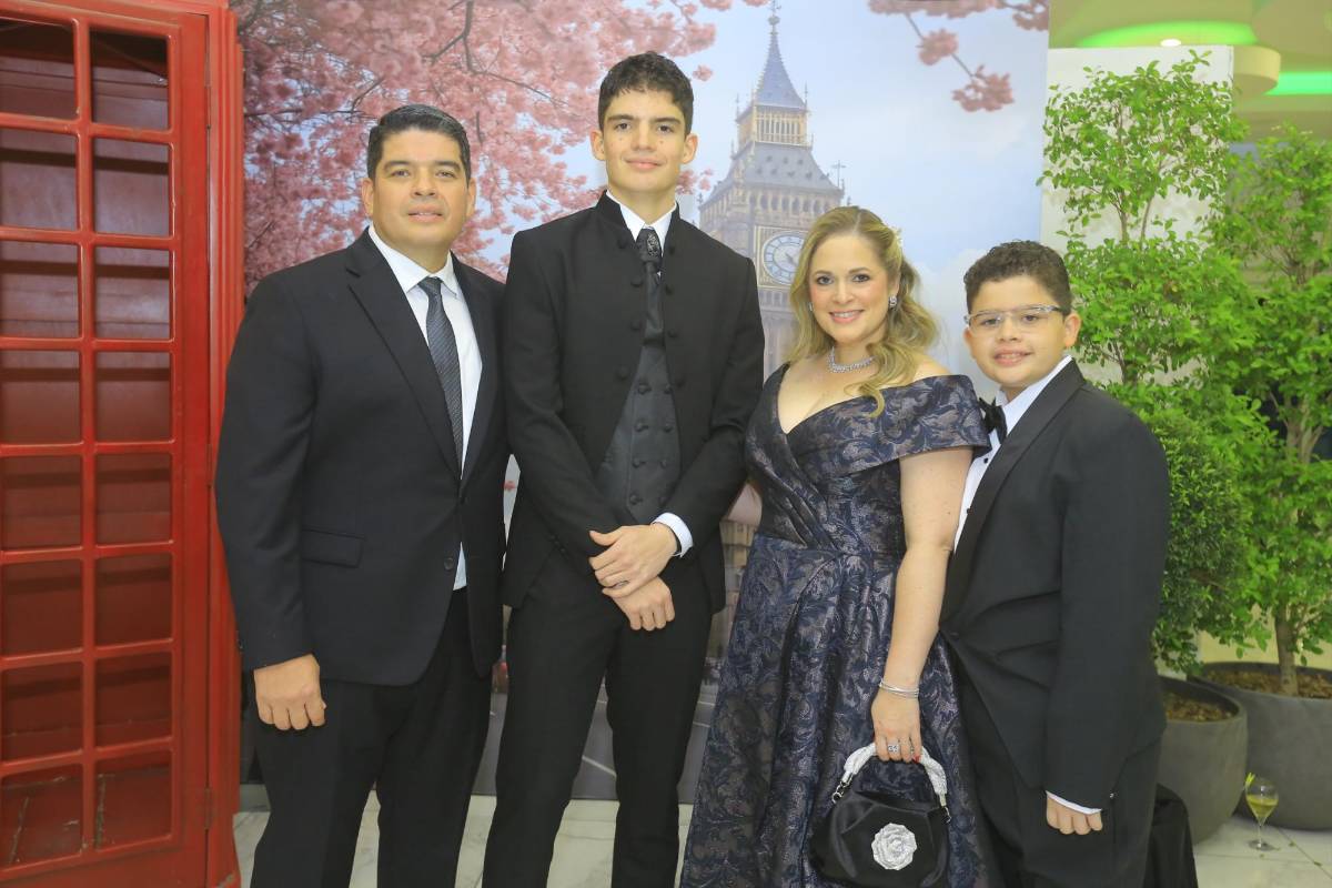 Fotos: Seniors 2026 de la Seran celebra su fiesta de graduación
