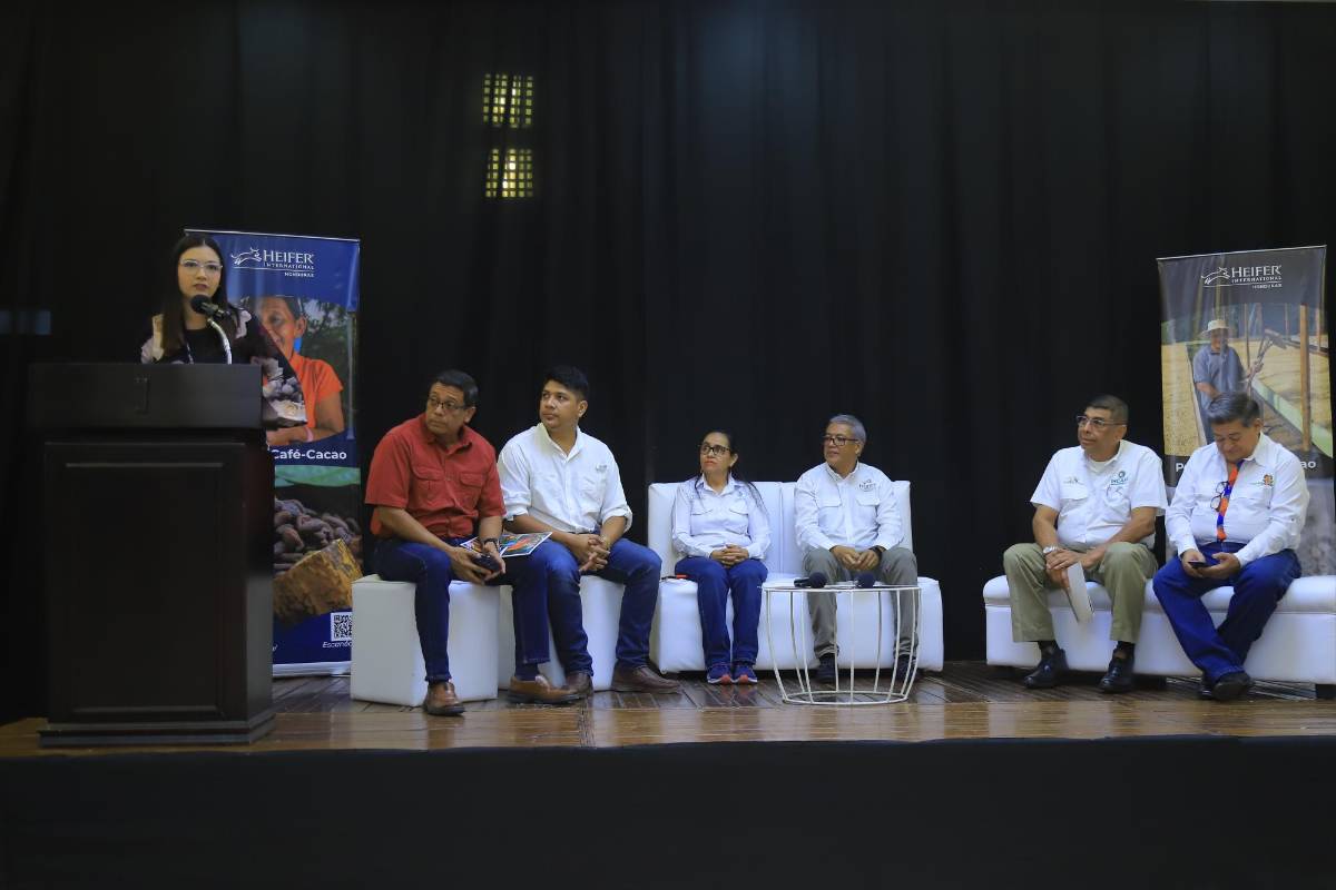 Heifer presentó un programa de apoyo a productores en la CCIC.