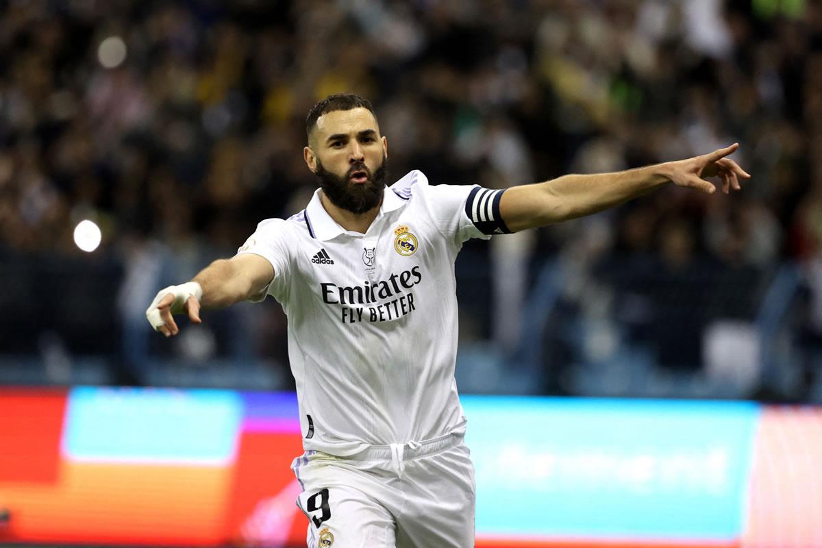 Karim Benzema celebrando su gol contra el Valencia.