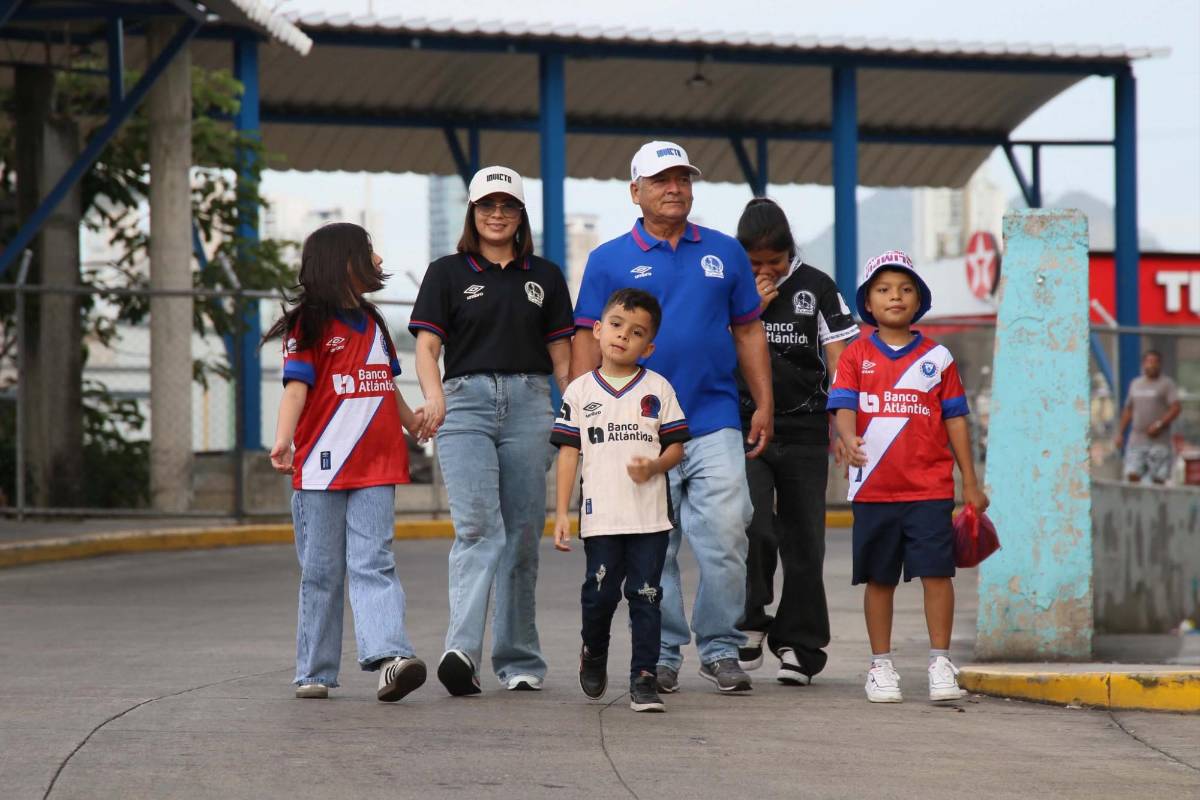 ¿Era su debut? Inesperado héroe de Olimpia, festejos y bellezas en el Nacional