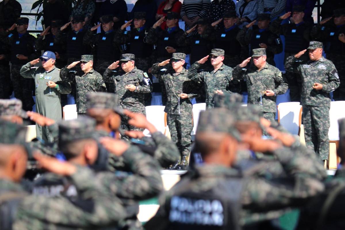 Libre quiere que FF AA no velen por alternabilidad en el poder