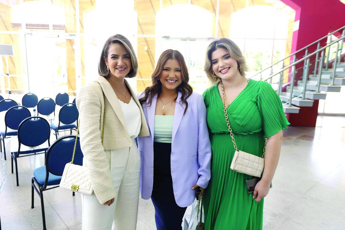 Stereo Mass 98.5 FM celebra su 20 aniversario