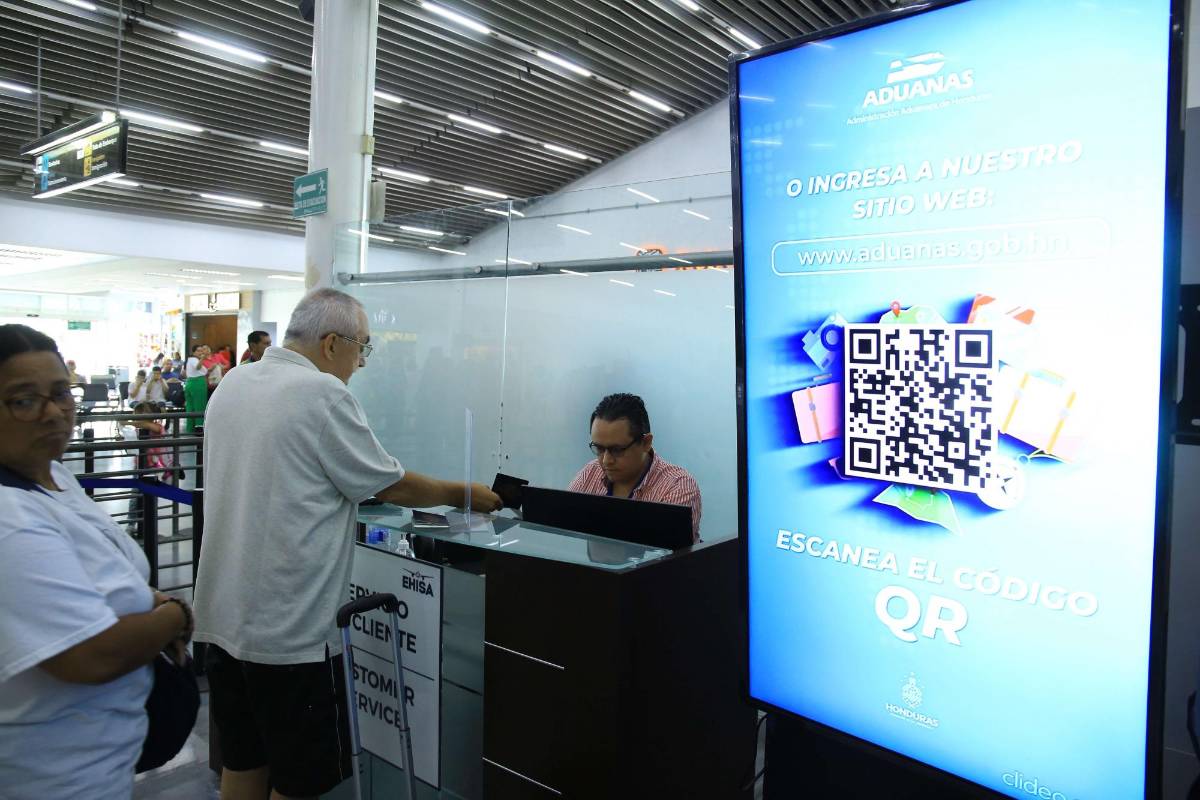 Declaración en línea sigue causando atrasos en el Villeda