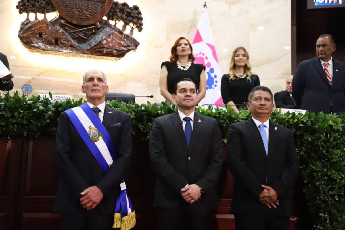 “Honduras, no te voy a fallar”: las imágenes de Nasry Asfura como nuevo presidente