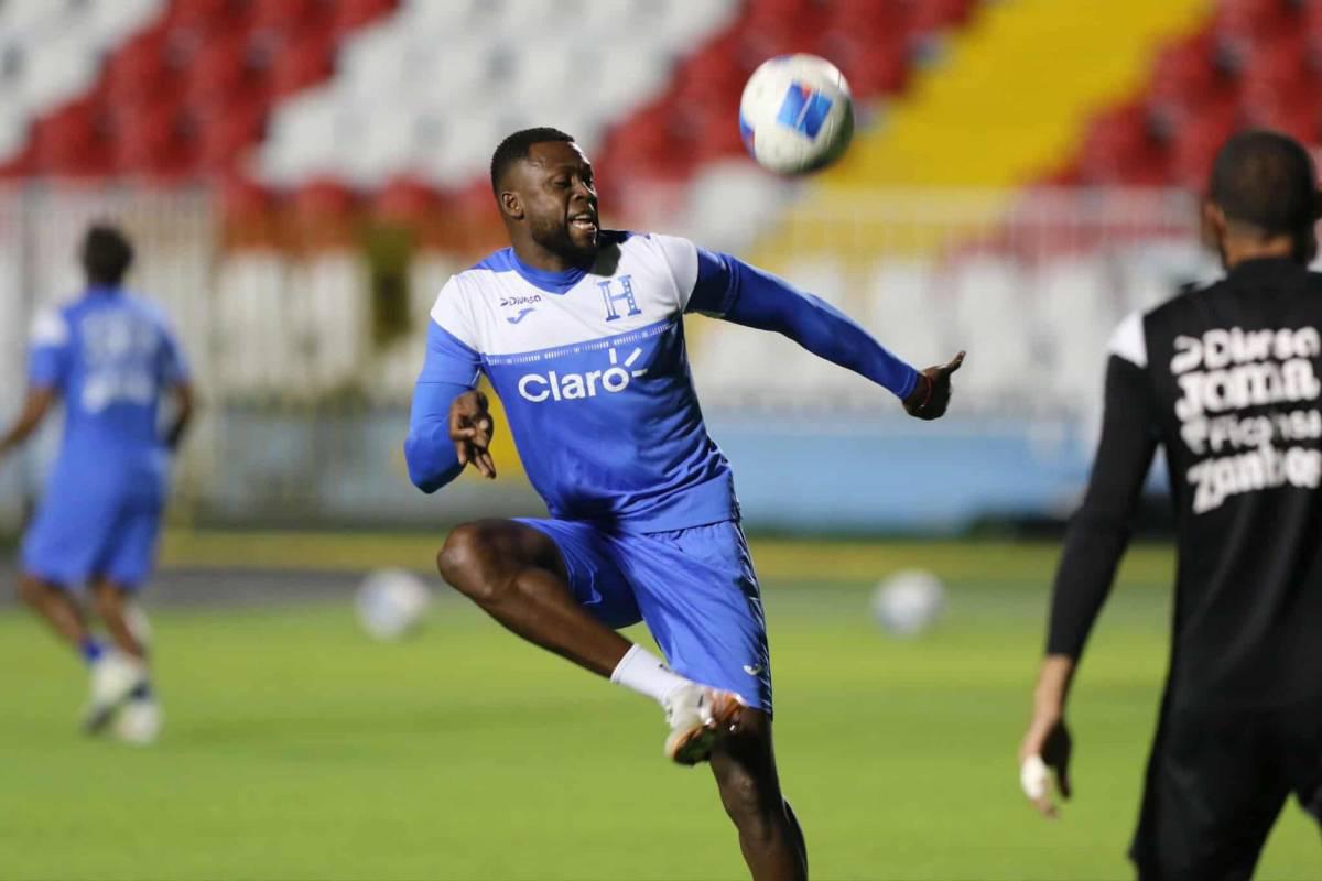 Honduras ya piensa en Nicaragua: 'lujos' de Palma, bromas y así fue el entreno