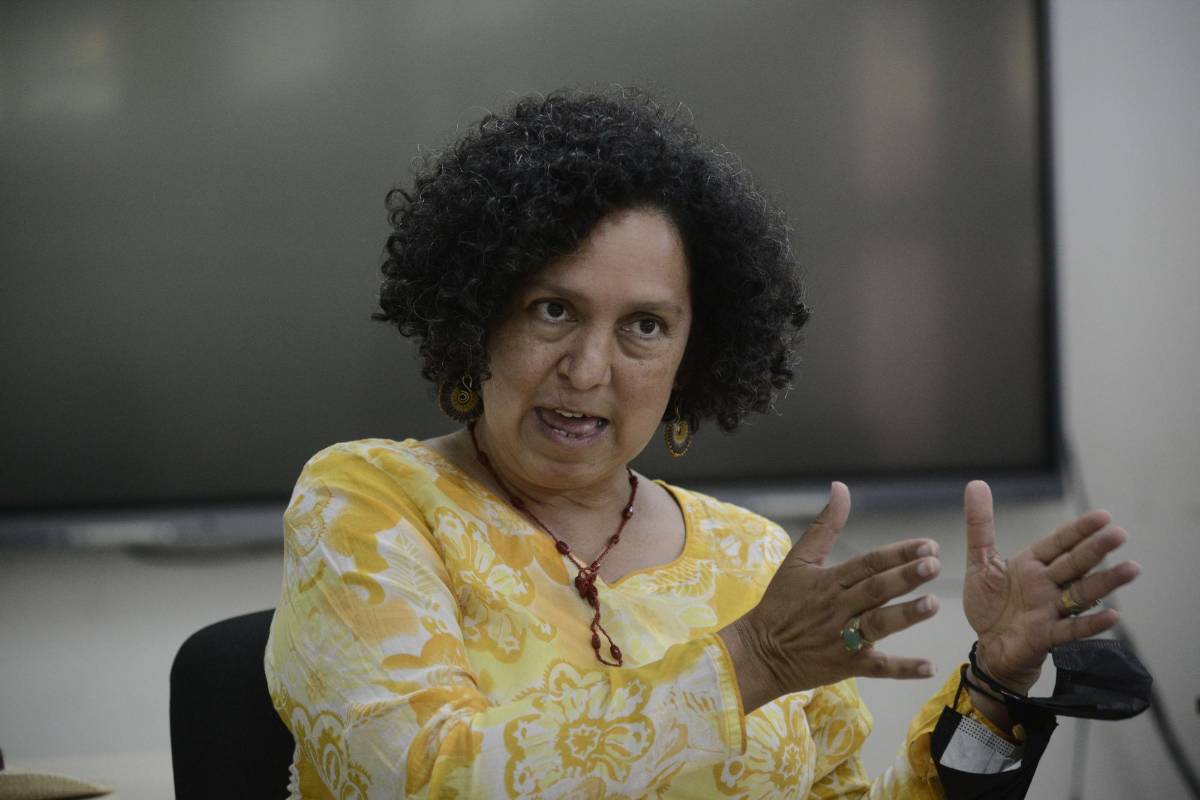 Diana Vallejo lanza su nuevo libro “Historias de un pájaro nocturno”