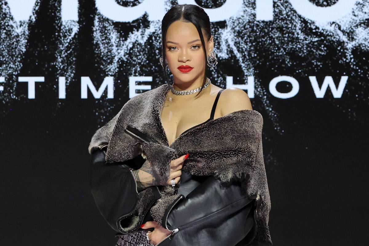 Rihanna dice que la maternidad la impulsó a actuar en “intimidante” Super Bowl