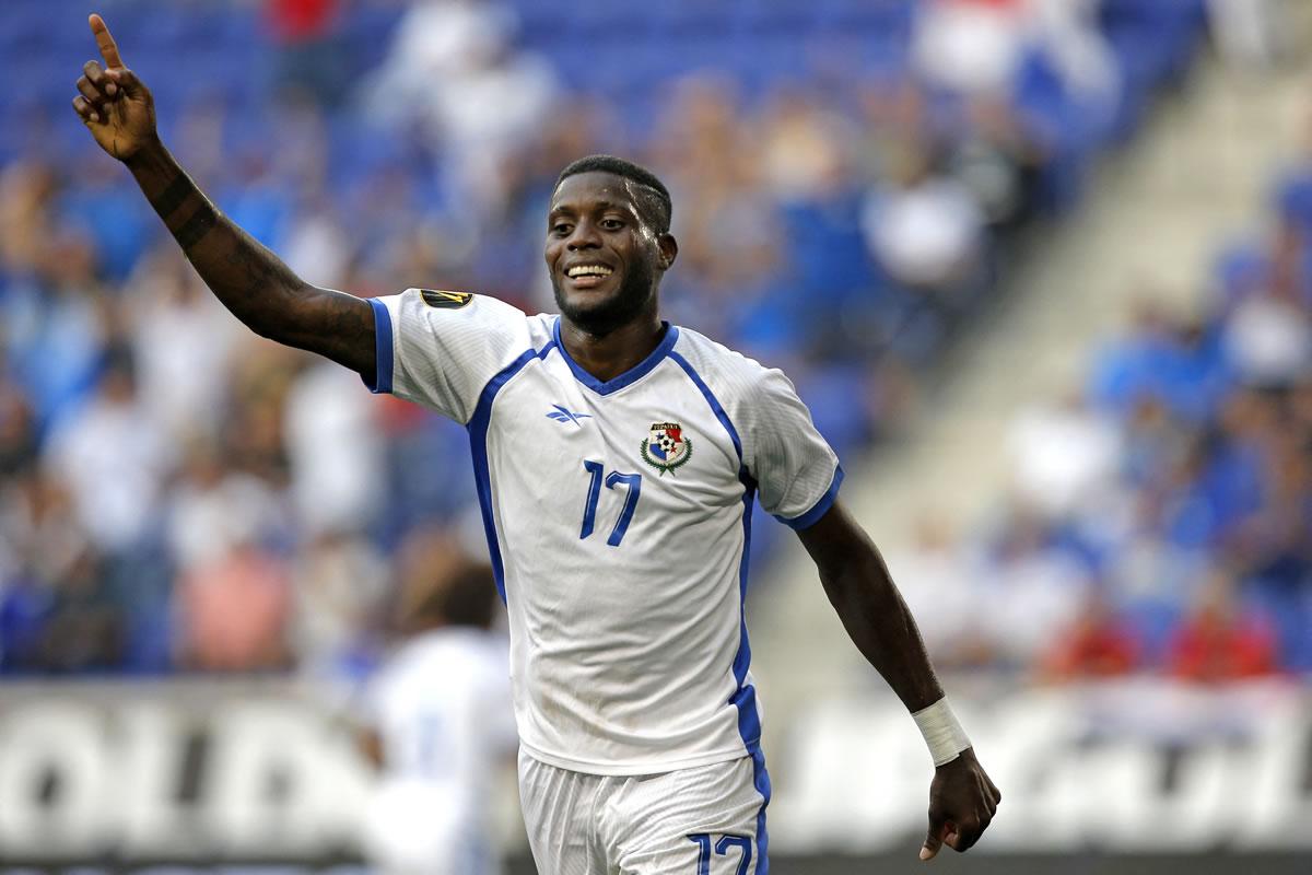 La felicidad de José Fajardo por su gol contra Martinica.