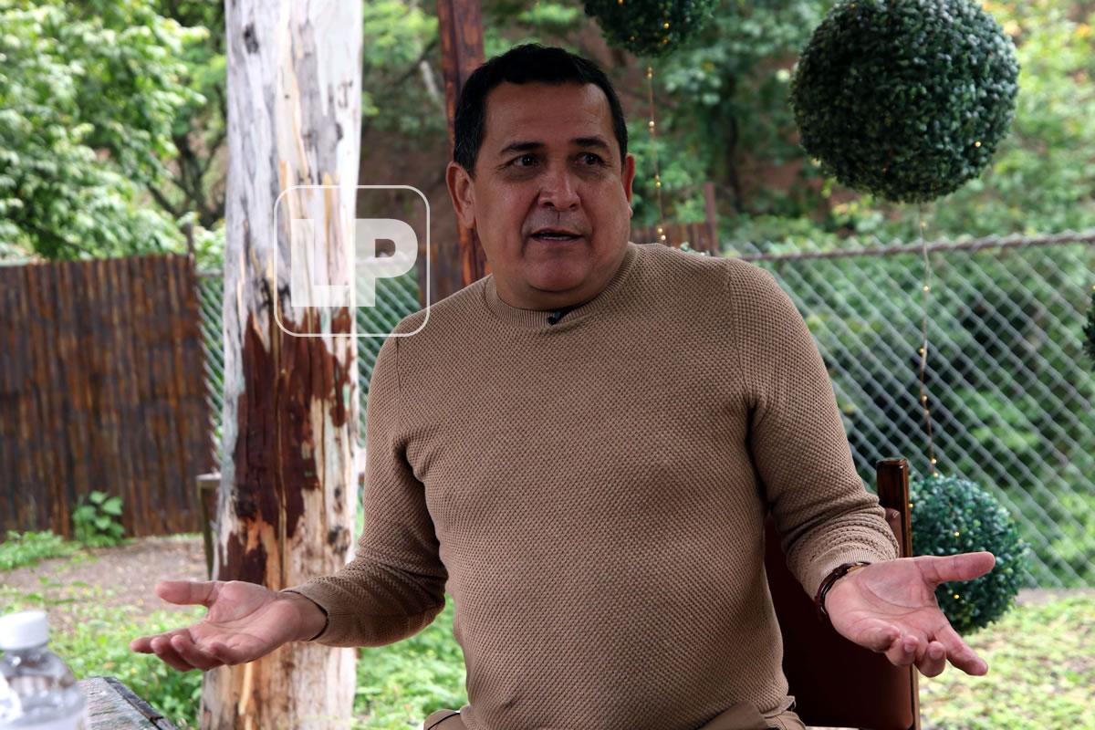 Confesiones de Nahúm Espinoza: Su pasado en Olimpia, ¿dirigiría a Motagua? y Diego Vázquez no tiene su bendición en la ‘H‘
