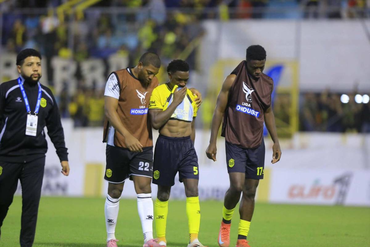 Decepción en Real España, lágrimas y temor por caos tras eliminación vs Motagua