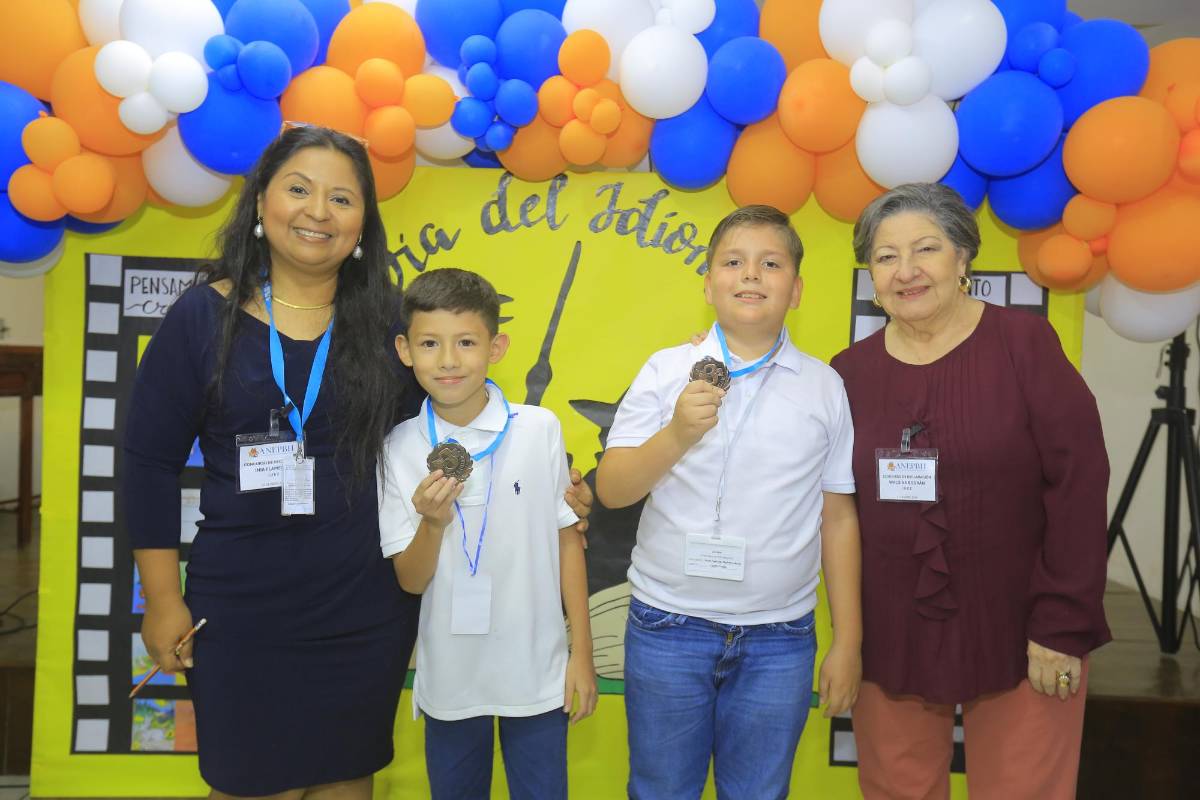 Niños y adolescentes sampedranos proyectan su talento en la declamación