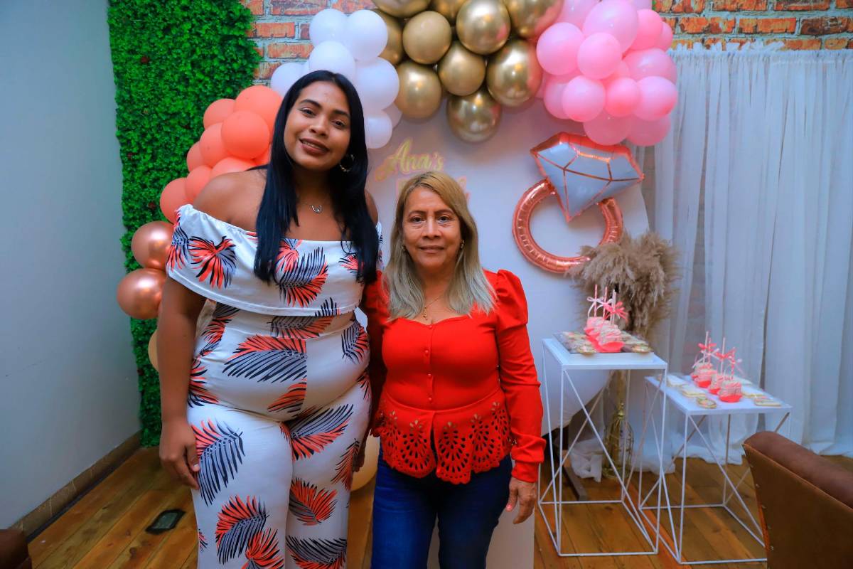 Noche femenina para festejar con la futura señora de Aragón