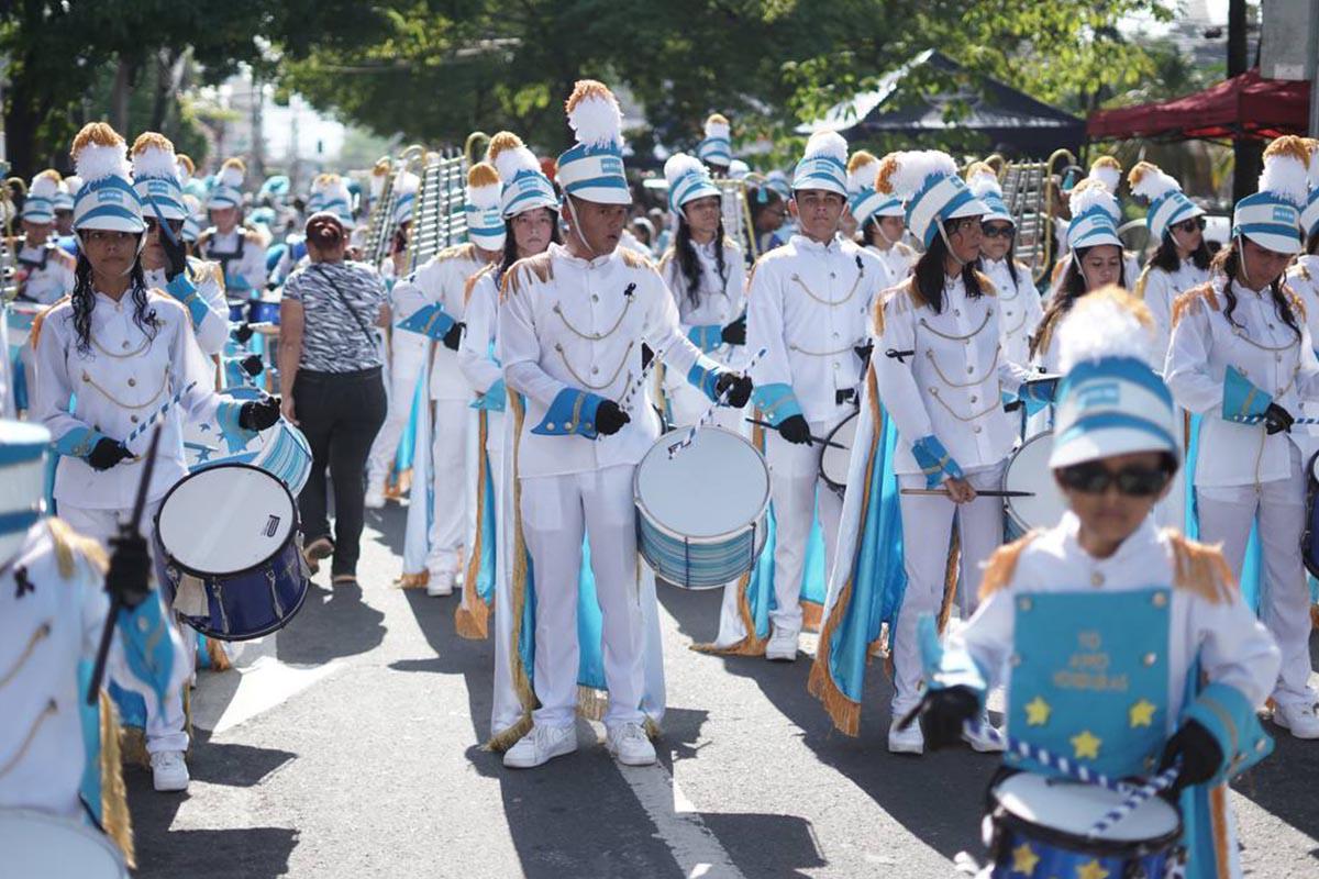 Una de las bandas de guerra que sorprendió con su presentación en Tegucigalpa.