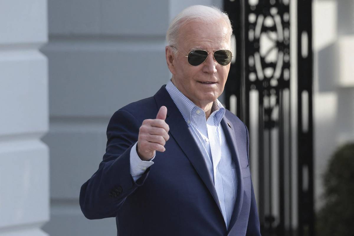 La campaña de Biden se lanza por el voto latino