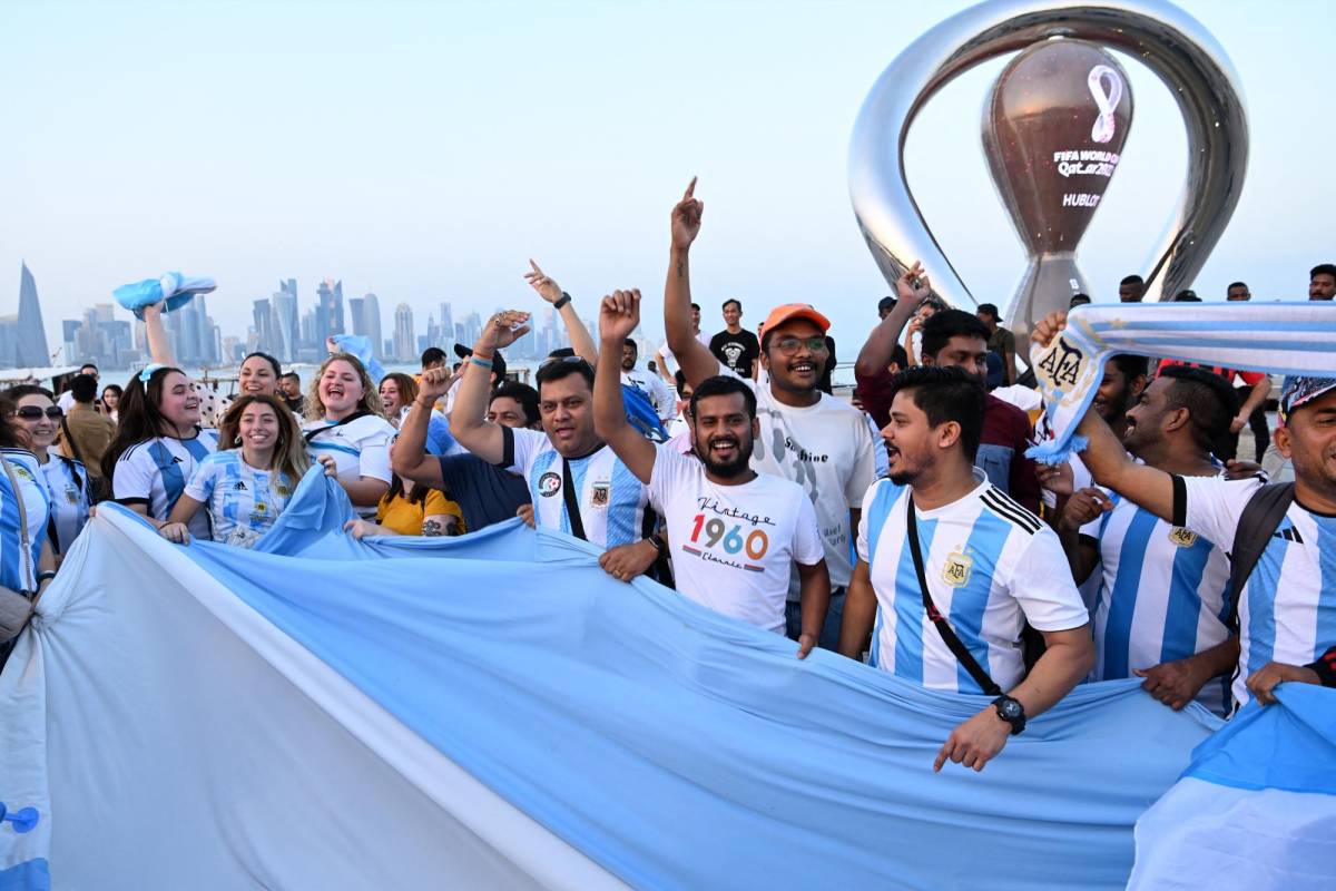 Aficionados argentinos confían en Messi para ganar el Mundial de Qatar