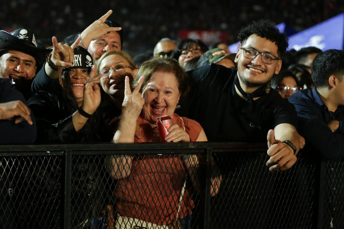 Enrique Bunbury desata un huracán de emociones en Tegucigalpa
