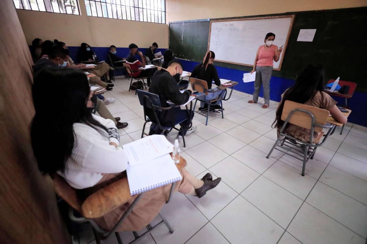 Estudiantes hondureños mantienen concordancia, pero les falla la ortografía