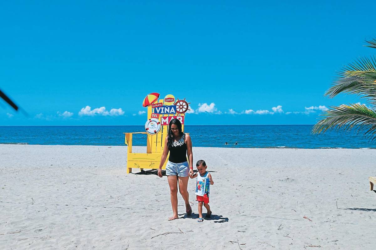 Omoa y Puerto Cortés: Más de 200,000 turistas esperan para el feriadón