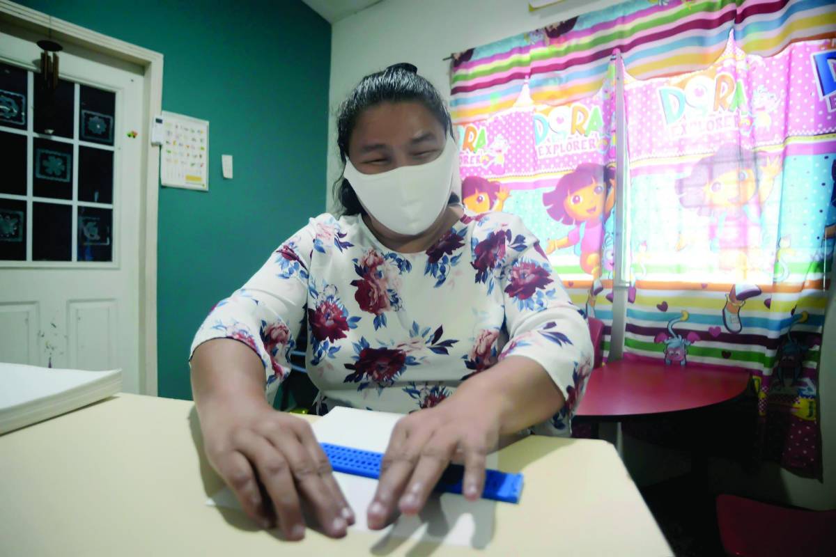 Escuela Braille urge de más fondos para seguir ayudando