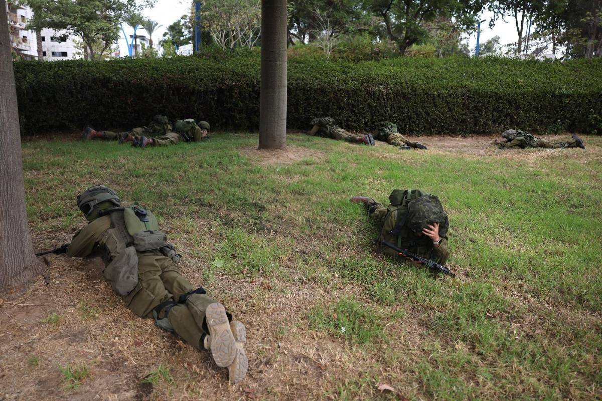 Israel ordena a sus ciudadanos del norte refugiarse ante infiltración aérea desde Líbano